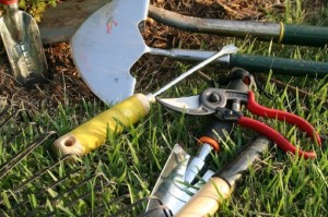 care-for-garden-tools