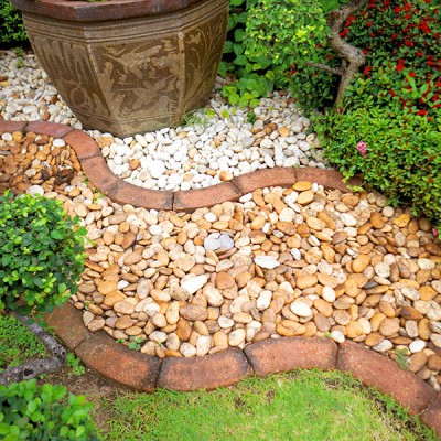 DECORATIVE STONES & CHIPPINGS